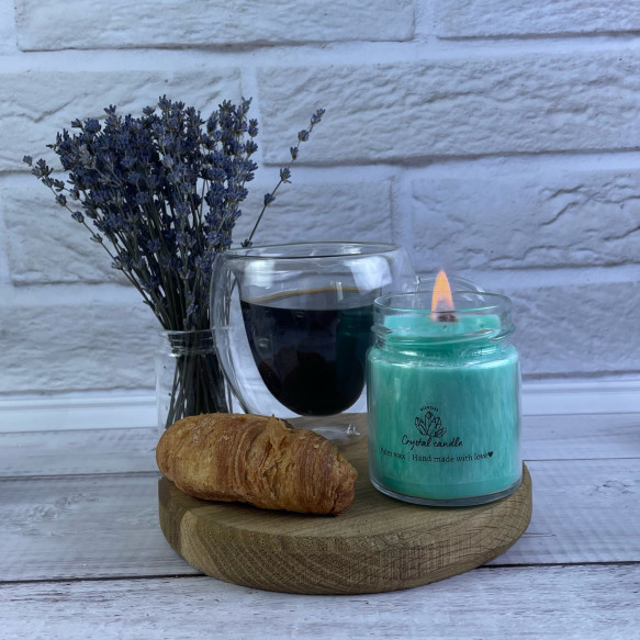 Crystal candle - свеча из пальмового воска зеленого цвета