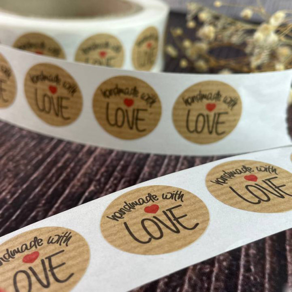 Этикетка самоклейка "Handmade with love" круглая 1 шт